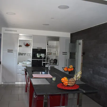 6 Personnes Max Villa