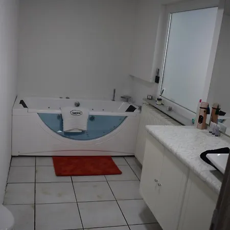 Villa 6 Personnes Max *